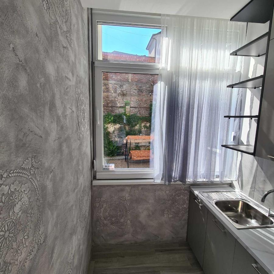 Up Apartments Belgrade Extérieur photo